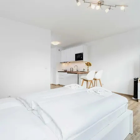 Cracow Mieszczanska By Renters Διαμέρισμα Krasków
